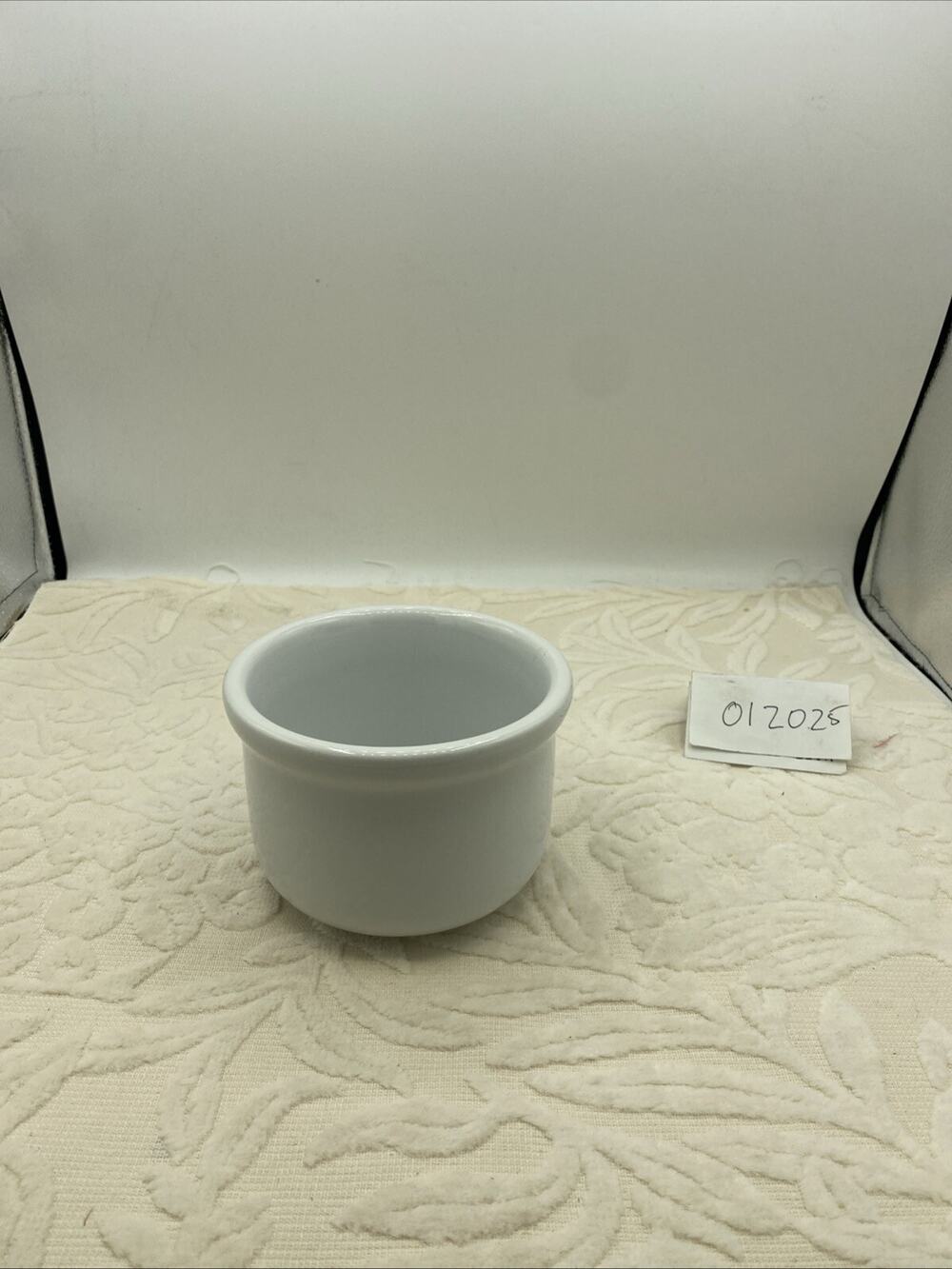 BIA Cordon Bleu Heavy Crock/ Ceramic Bowl 4.5” Diameter 3.5” Tall